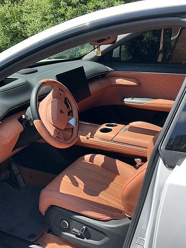 byd plus: Changan : 2025 г., 1.5 л, Гибрид — 10