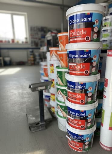 Фасадная краска Gipso Paint "Супербелая" в больших ведрах. Эта краска