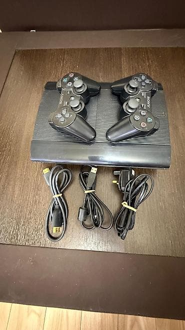 ps2 super slim: Sony PlayStation 3 Super Slim (чёрная) Комплектация: - Консоль PS3 — 2