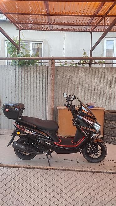 куртка мото: Скутер JILANG (модель на фото) - Кузов: спортивный дизайн, черный — 3