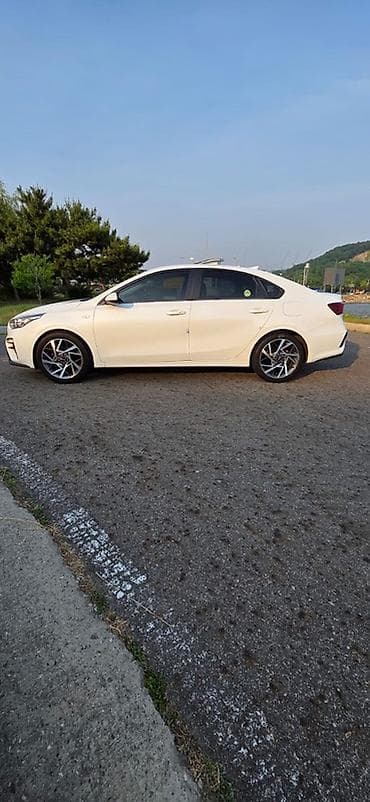 Kia K3: 2021 г., 1.6 л, Вариатор, Бензин, Седан — 4