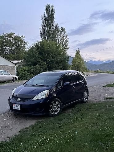 спарк цены: Honda Fit: 2009 г., 1.5 л, Вариатор, Бензин, Хэтчбэк — 1