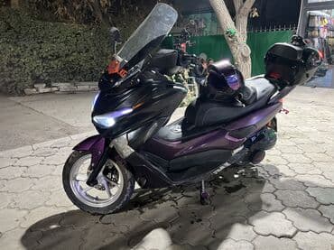 электронная мотоциклы: Макси-скутер Yamaha, 180 куб. см, Бензин, Б/у — 2