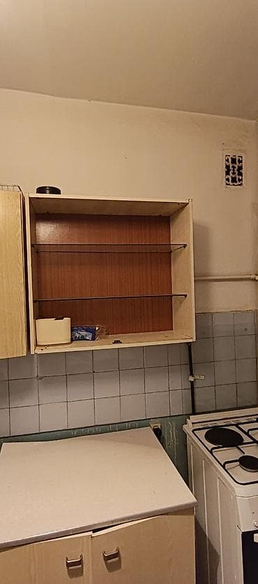 віддам даром дитячі іграшки: Отдам даром мойку, шкафы, телевизор, полки, старые двери — 5