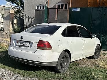 Транспорт: Volkswagen Polo: 2015 г., 1.6 л, Автомат, Бензин, Седан — 3
