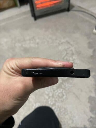 mi poco: Redmi, Redmi A3, Б/у, 64 ГБ, цвет - Черный — 3