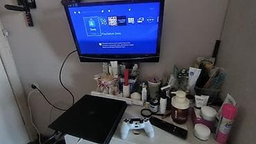 ps4 pro купить бу: Продаю Playstation 4 pro 1000 гб в комплекте с 1 джойстиком. (Ps4) — 1