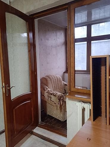 24: 1 комната, 33 м², 104 серия, 2 этаж, Старый ремонт — 3