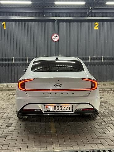 Транспорт: Hyundai Sonata: 2019 г., 2 л, Автомат, Бензин, Седан — 4
