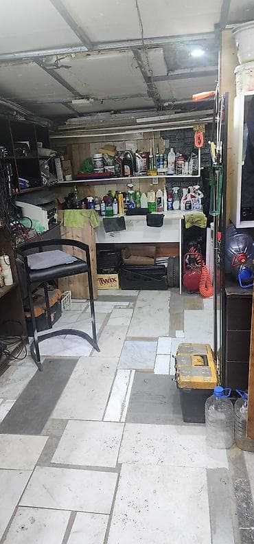 Гаражи: 40 м², Кирпичный | Подвал, погреб — 6