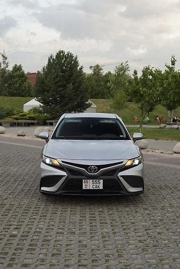 Toyota Camry: 2021 г., 2.5 л, Автомат, Бензин, Седан at lalafo.kg Toyota Camry: 2021 г., 2.5 л, Автомат, Бензин, Седан