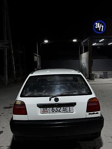 hundai elantra: Volkswagen Golf: 1993 г., Механика, Бензин, Хэтчбэк — 3