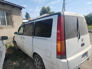 Honda Stepwgn: 2001 г., 2 л, Автомат, Бензин, Минивэн — 3