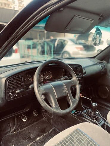 продаю или меняю на: Volkswagen Passat: 1996 г., 2 л, Механика, Бензиновая, Универсал — 2