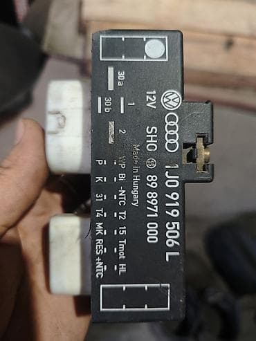 Блок управление вентилятора L. гольф4. 4000сом баасы