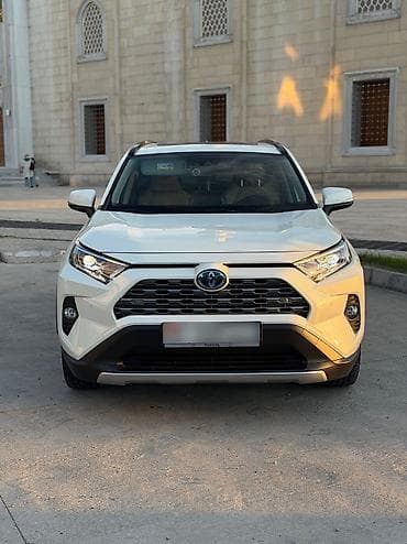 amg 124: Toyota RAV4: 2021 г., 2.5 л, Вариатор, Гибрид, Кроссовер — 1