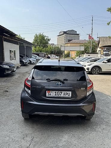 некст 1: Toyota Prius C: 2019 г., 1.5 л, Автомат, Гибрид, Хэтчбэк — 2