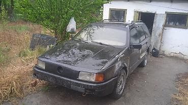 spada: Volkswagen Passat: 1989 г., Механика, Универсал — 4