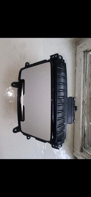 мерс 211 бишкек: Центральная консоль Hyundai 2018 г., Новый, Оригинал — 5