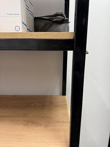 Торговое оборудование: Стеллаж Для телефонов и их аксессуаров, Лофт, 165 см * 2 см * 45 см, 
Новый — 2