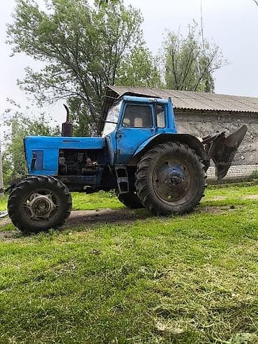 тракторные агрегаты: Трактор колесный с кабиной, с установленным навесным плугом. Основные — 5