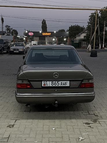 волга крайслер: Mercedes-Benz W124: 1991 г., 2.3 л, Автомат, Бензин, Седан — 5