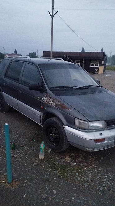 Продажа авто: Mitsubishi Chariot: 1997 г., 2 л, Механика, Бензин, Универсал — 7
