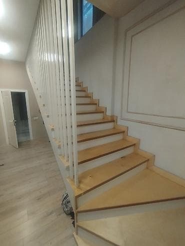 elegance stroy: Металлическая лестница Для дома, Бесплатная консультация, Стиль: Хайтек — 6