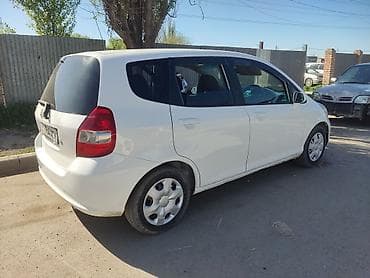 mazda 2000: Honda Fit: 2003 г., Бензин — 5
