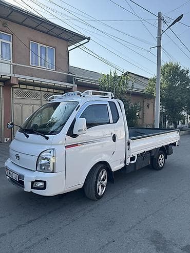 mercedesbenz 221: Huanghai : 2021 г., 2.5 л, Типтроник, Дизель, Лифтбек — 3