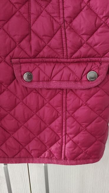 деми куртки: Стёганая женская куртка демисезонная цвета фуксии/ягодный. В отличном — 6