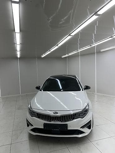 arizzo 8: Kia K5: 2018 г., Седан — 1