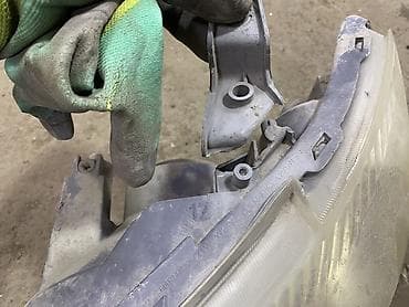 mini cuper: Toyota Ist: 2004 г. — 3