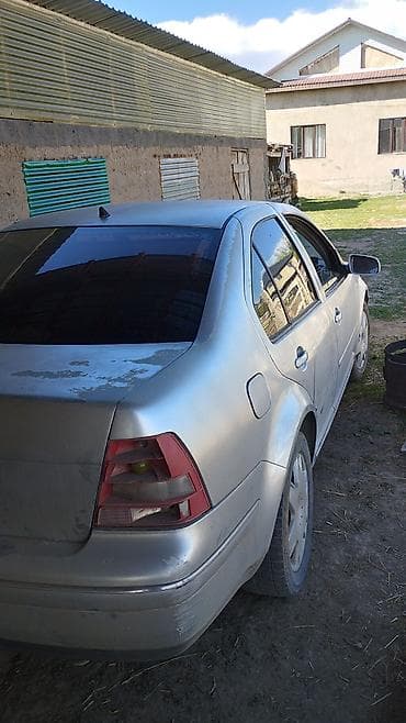 Транспорт: Volkswagen Bora: 2001 г., 2.3 л, Автомат, Бензин, Седан — 3