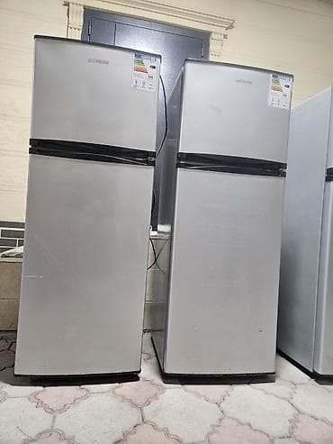 Продаю холодильники Б/У в отличном состоянии размер 140 ширина 52