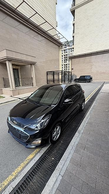 спри: Chevrolet Spark: 2019 г., 1 л, Автомат, Бензин, Хэтчбэк — 4