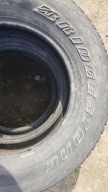 Шины 265 / 65 / R 17, Всесезонная, Б/у, Комплект, Внедорожные (АТ/МТ), Bridgestone — 3