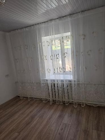 сдаю дом без хозяина бишкек: 47 м², 3 комнаты, Парковка, Забор, огорожен — 3