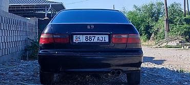 Honda Accord: 1998 г., 2 л, Механика, Бензин, Седан — 4