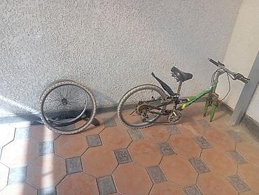 рама s: Горный велосипед (хардтейл), колёса 26" Описание: - Рама — 1