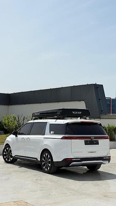 автомобильная рация: КИА Карнивал с палаткой на крыше GAIA (жёсткий кофр) - Форм-фактор — 7