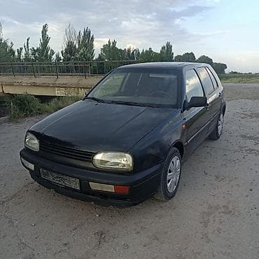 Унаа сатуу: Volkswagen Golf: 1994 г., 1.6 л, Кол менен иштөөчү, Бензин, Хетчбек — 5