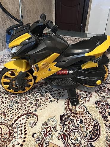 автомобиль для детей на аккумуляторе: Детский электрокар, Новый — 3