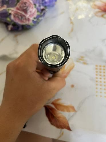 led фар: Мощный ручной светодиодный фонарь. - Корпус из металла с — 2