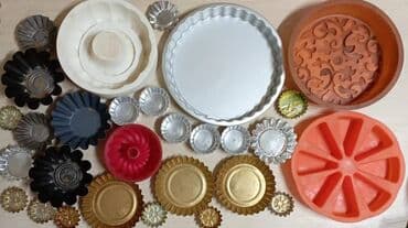 посуда кастрюли: Продаю посуду . Б/У Сковородки: 1. большая с ручкой 2. поменьше с — 4