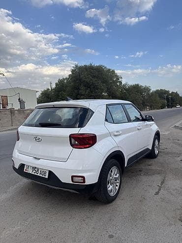 можна в рассрочку: Hyundai Venue: 2020 г., 1.6 л, Бензин — 3