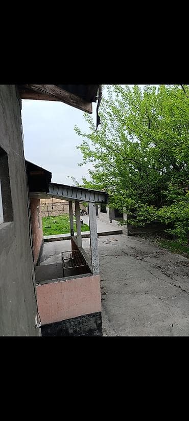 аламаидин 1: 🏠🏠🏠 5 бөлмөлүү жер үй сатылат, баардык шарты менен. Суу Свет Газ — 6