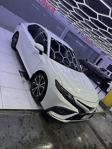 Продажа авто: Toyota Camry: 2020 г., 2.5 л, Автомат, Бензин, Седан — 4