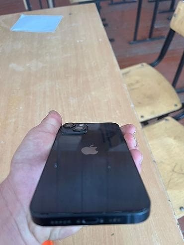 редми 12 с: IPhone 13, Б/у, 128 ГБ, Черный, Чехол, 80 % — 8