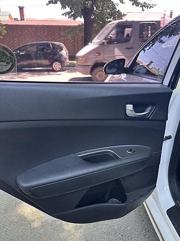 2017: Kia K5: 2017 г., 2 л, Автомат, Бензин, Седан — 5